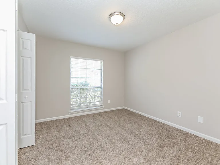 1125 Arcaro Ct — Photo 13