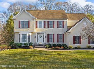 6 Cinnamon Ct, Holmdel, NJ 07733