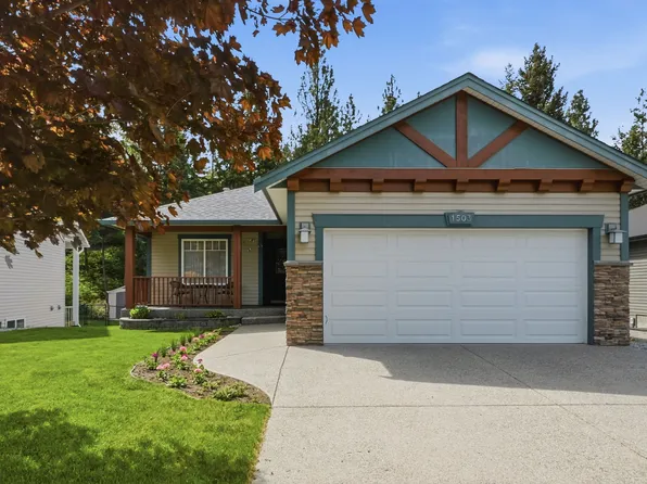 1503 Rose Meadow Dr, West Kelowna, BC V1Z 4A7