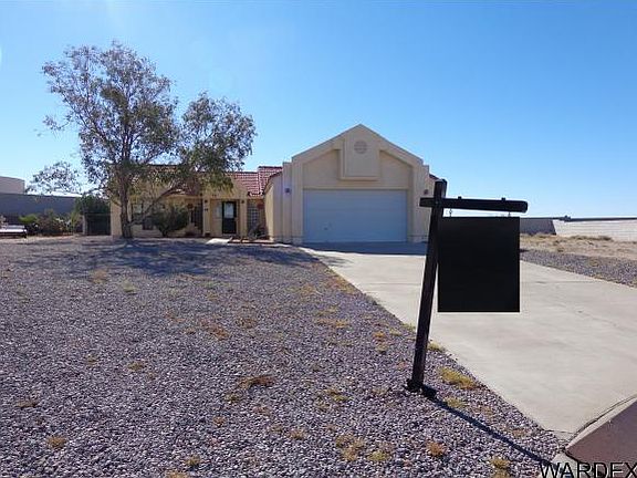 2nd image of 10 Palm Gardens Dr