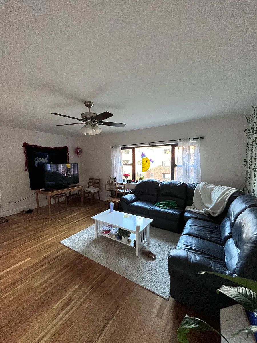 Building Photo - 114 Longwood Ave #5