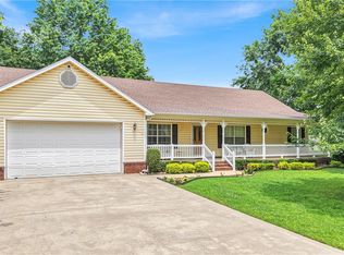 173 N Double Springs Rd, Farmington, AR 72730