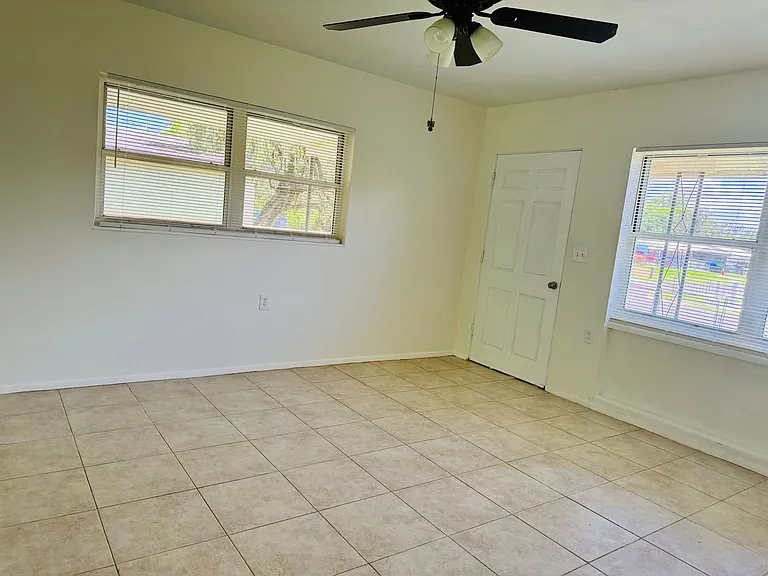 14205 Allison Dr — Photo 6
