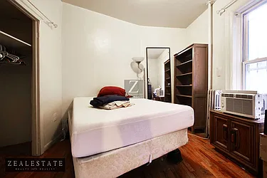 Rented by ZealEstate Group Inc