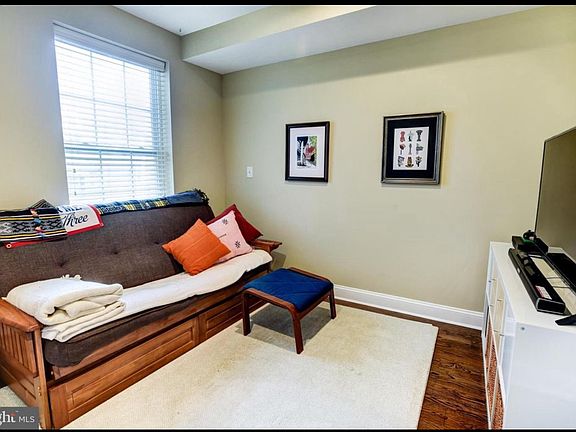 5th image of 452 Newton Pl NW #1