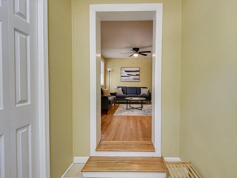 1803 Heath St — Photo 7