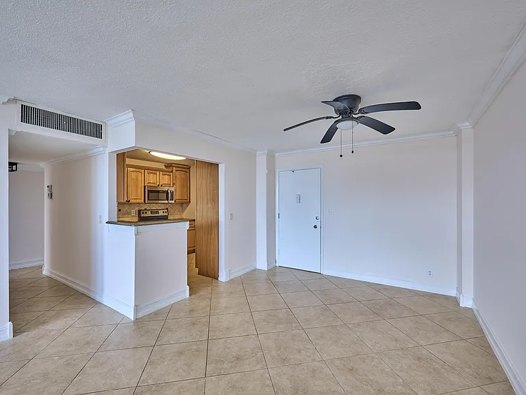 305 N Pompano Beach Blvd #1204 — Photo 3