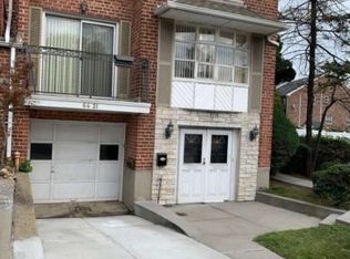 6431 Douglaston Pkwy, Little Neck, NY 11362