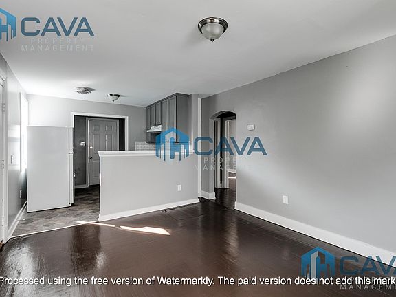 5th image of 1403 Lenmore St