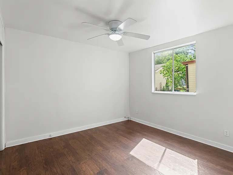 723 Taylor Ave #1 — Photo 8