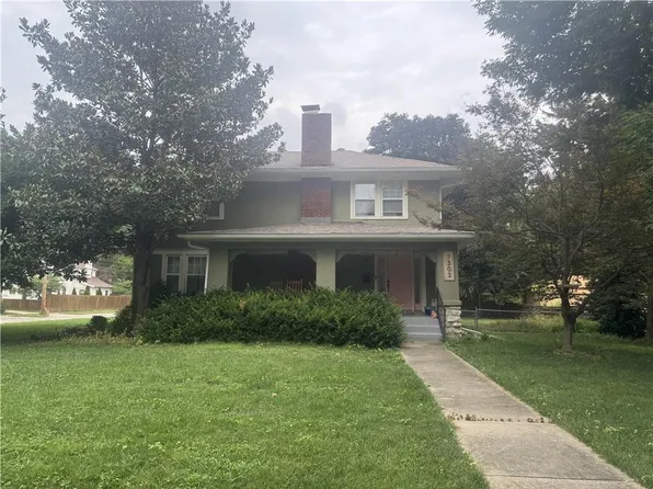 7303 Madison Ave, Kansas City, MO 64114