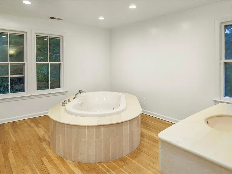 113 Buckram Rd — Photo 16