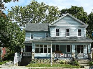 507 Oxford St, Belvidere, NJ 07823