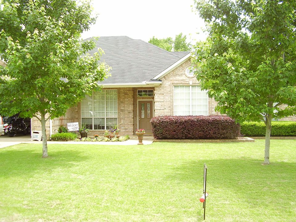 1st image of 1011 Bobwhite Ln