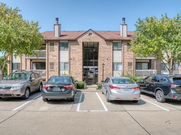 60 View Terrace Dr Suite 9, Southgate, KY 41071