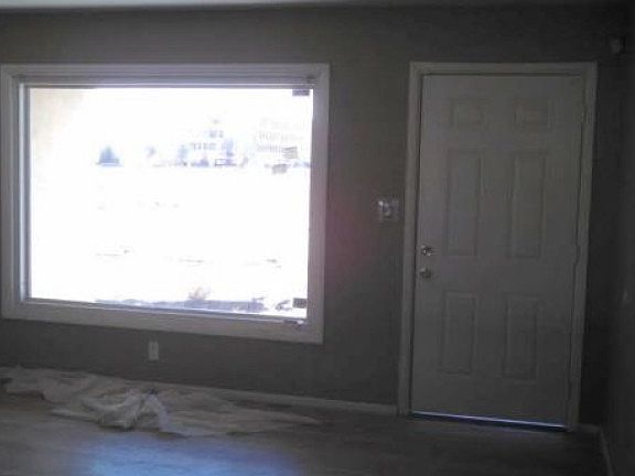 4th image of 822 W Reinken Ave