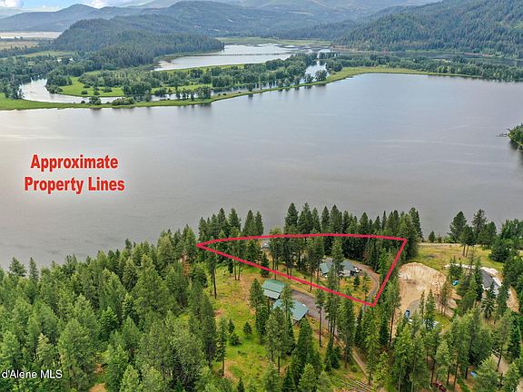 2nd image of 1611 Round Lake Rd