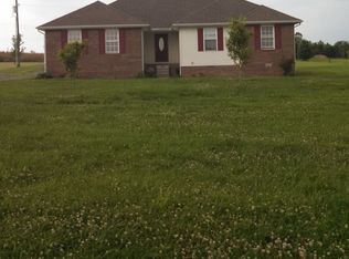 395 Tichenor Ln, Manitou, KY 42436