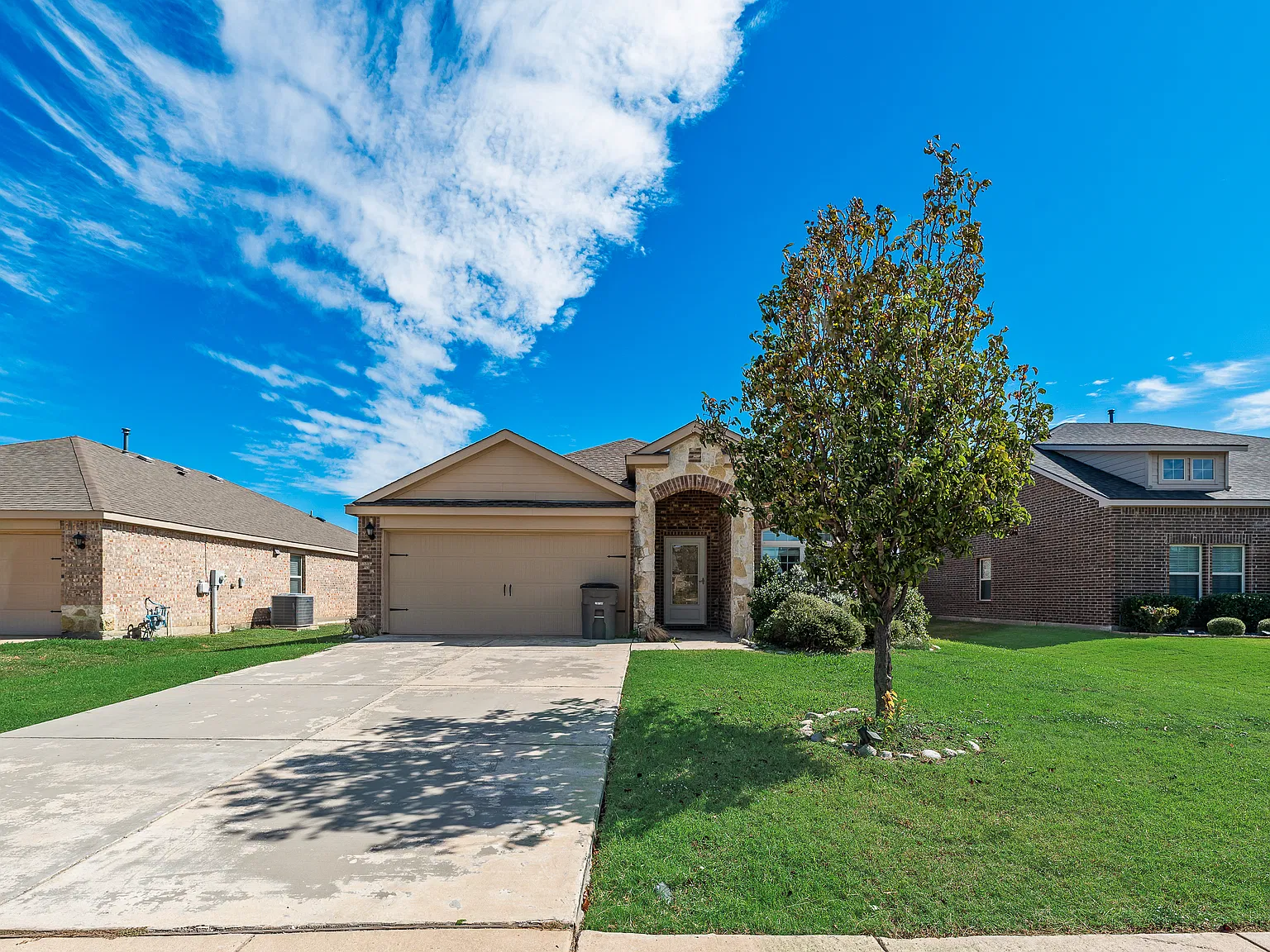 4 bed, 1712 sqft, $1,900 — Photo 2