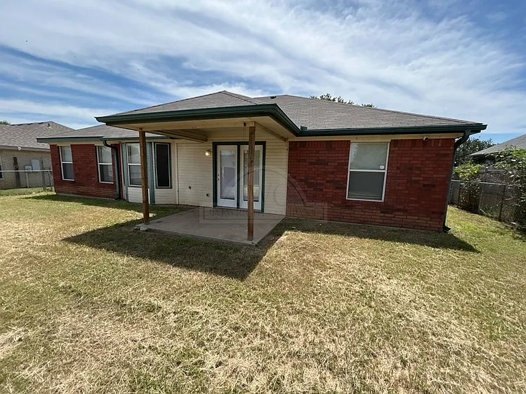 4507 Lonesome Dove Dr — Photo 28