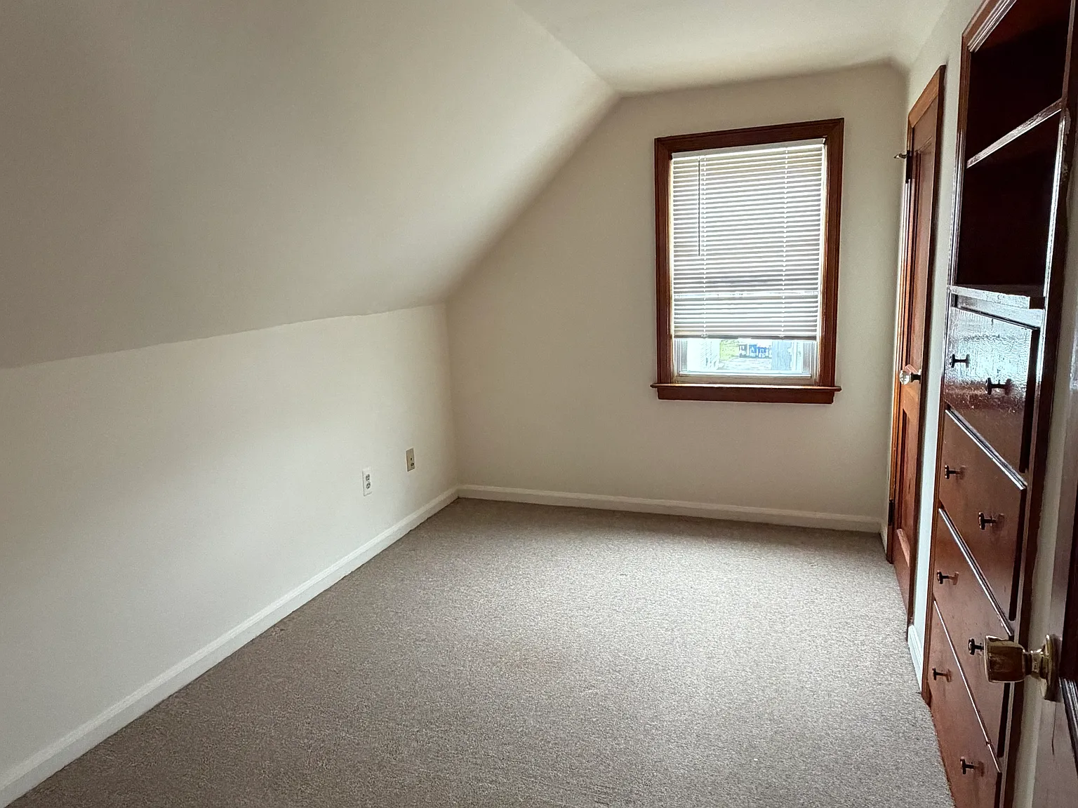 2 bed, $2,500 — Photo 4