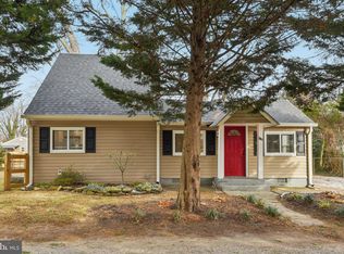 1817 Centre St, Halethorpe, MD 21227