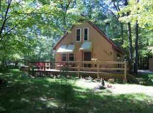 W13176 Schumaker Ln, Athelstane, WI 54104