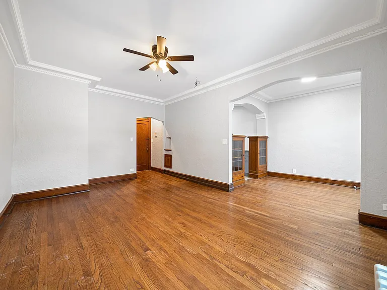 Bella Casa Apartments — Photo 27