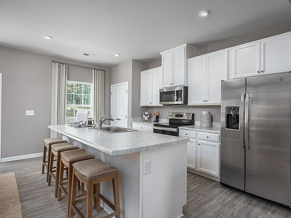 Mozart Rear Entry Garage