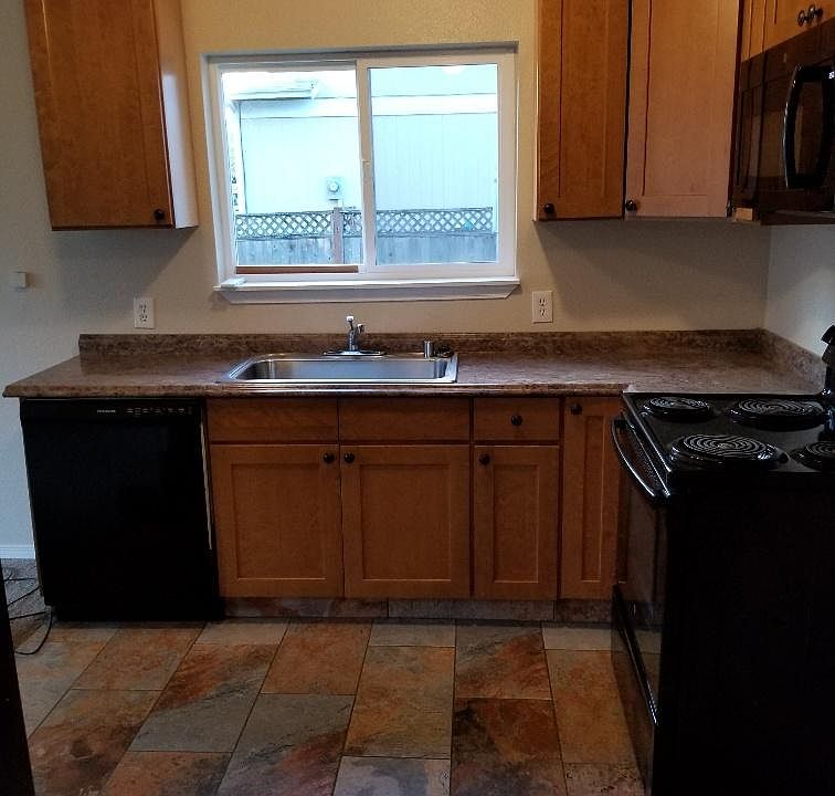 1st image of 415 161st St S
