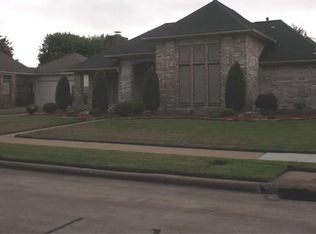414 Yorkshire Ct, Deer Park, TX 77536