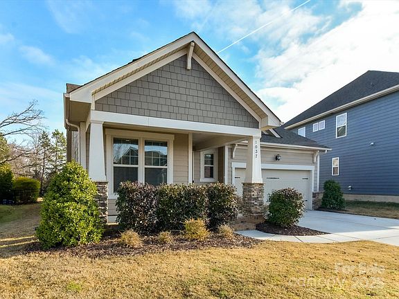 2nd image of 1037 Paddington Dr