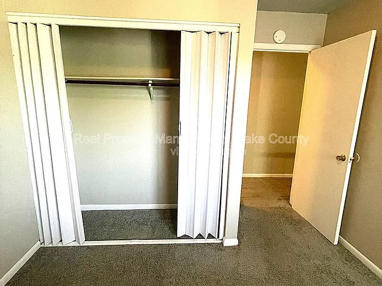 4702 Walden Pond Dr #D — Photo 16