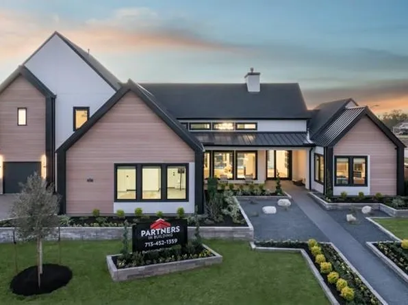 2015 Crown Lake Dr, Missouri City, TX 77459