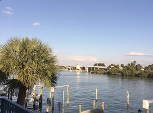 345 Medallion Blvd, Saint Petersburg, FL 33708