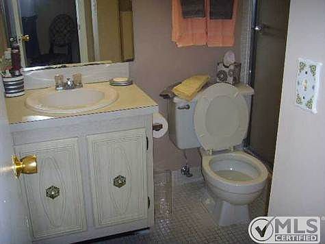 3rd image of 22 Abbey Ln APT 103