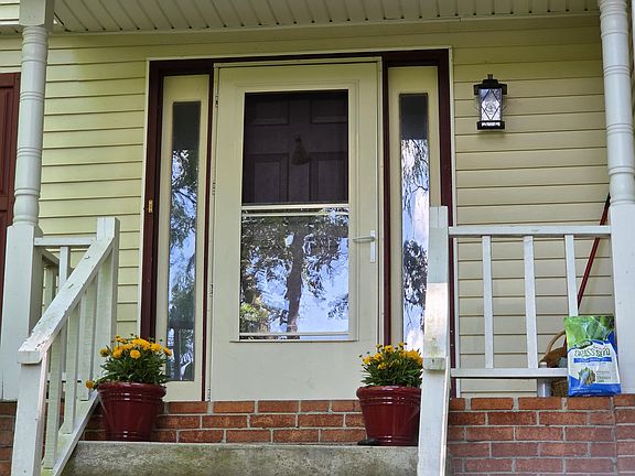 2nd image of 7498 James Way