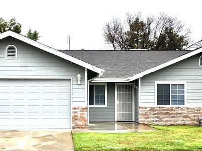 1602 Orchard St, Tulare, CA, 93274