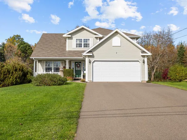 21 Katie Dr, Charlottetown, PE C1E 1X8