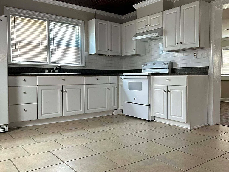 6401 Stantonsburg Rd — Photo 24