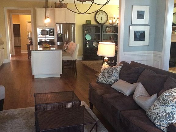 Open Living to Kitchen & Dining