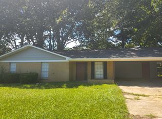 5737 Medallion Dr, Jackson, MS 39211