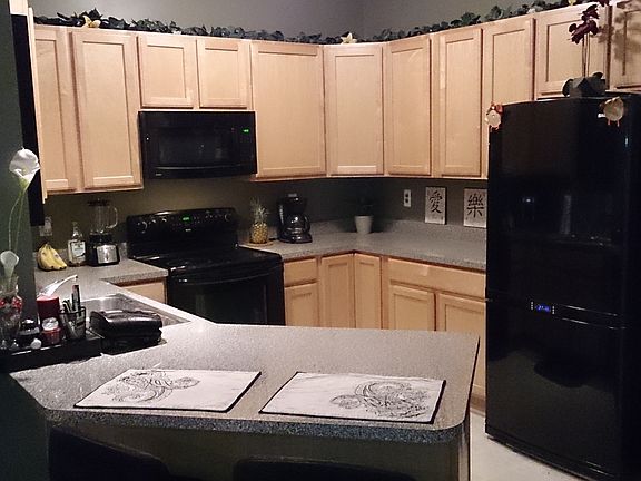 4th image of 25812 Maritime Cir N