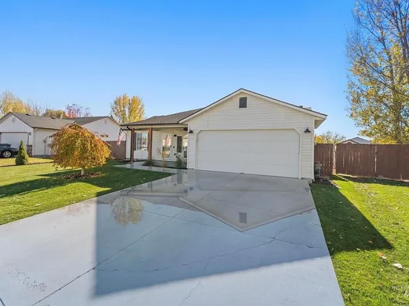1135 Triumph Dr, Middleton, ID 83644