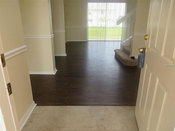 5th image of 525 Viceroy Ct