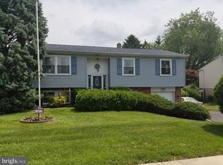 18 Mulberry St, Upper Chichester, PA 19061