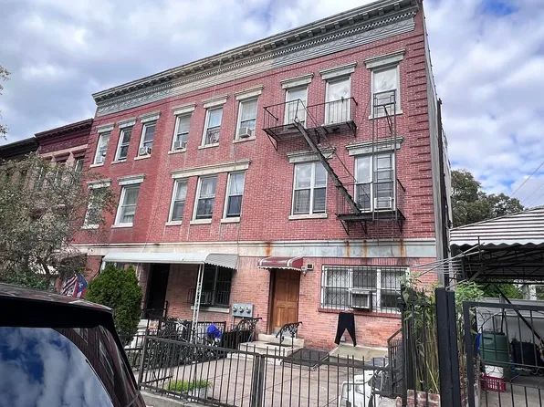 571 55th St, Brooklyn, NY 11220