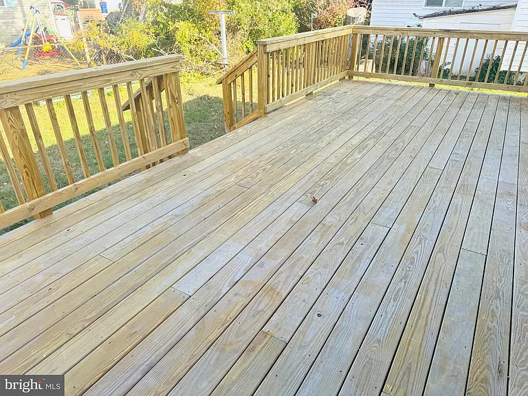 45326 Stark Dr — Photo 23
