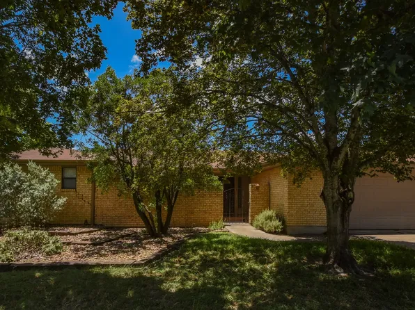 1008 Linda Joy St, Kerrville, TX 78028