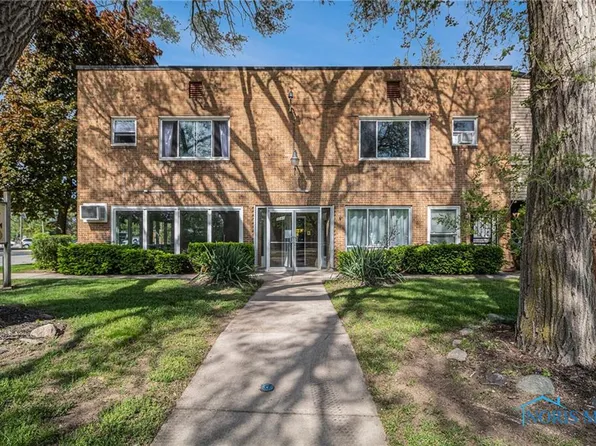 3148 Tremainsville Rd, Toledo, OH 43613